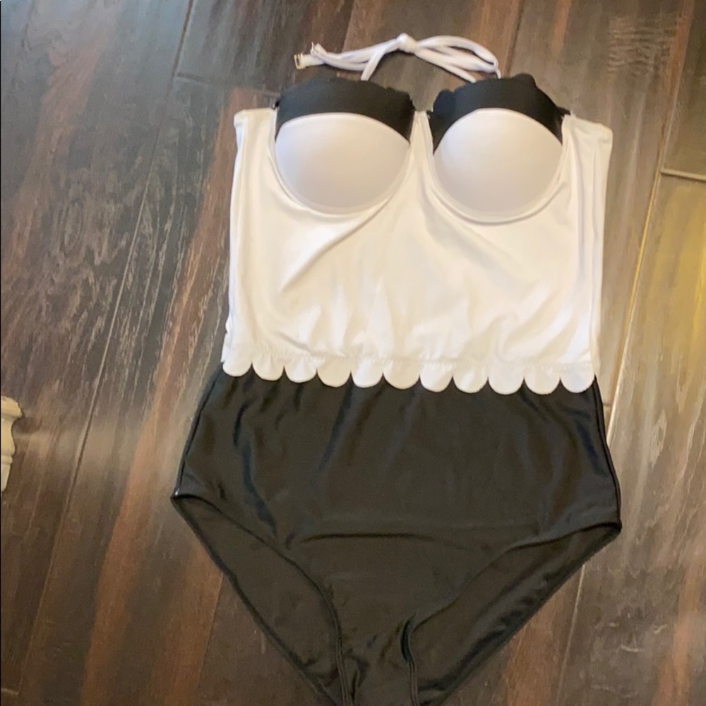 Black & white shaping body one piece swimsuit